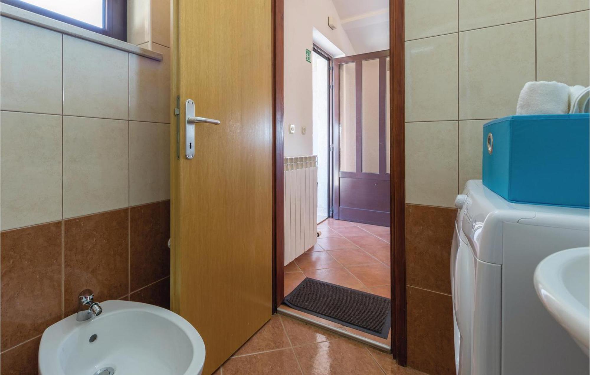 Amazing Apartment In Pazin With Wifi Katun Lindarski Eksteriør bilde