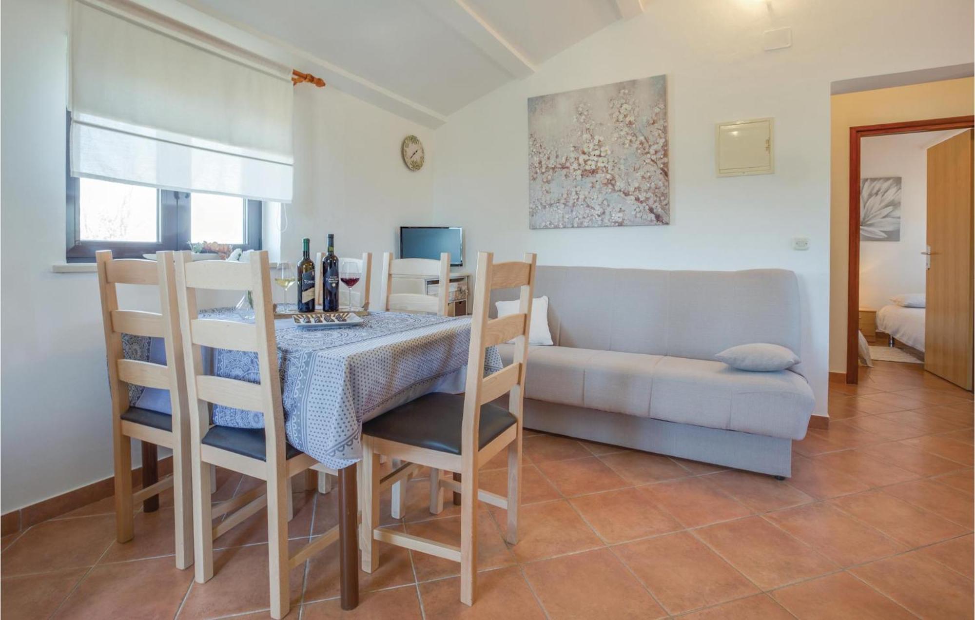Amazing Apartment In Pazin With Wifi Katun Lindarski Eksteriør bilde